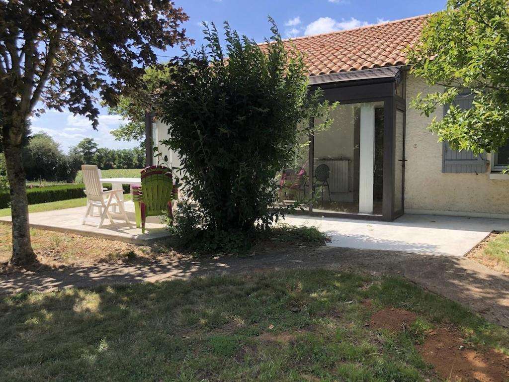 Villa A Proximite Du Futuroscope Et Des Marais Poitevin Rouille Exterior foto